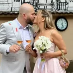 Lora și Ionuț Ghenu s-au căsătorit civil: Detalii și imagini de la evenimentul în care cântăreața a purtat o rochie diferită de cea albă
