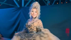 Imaginile cu Loredana Groza în lenjerie intimă au provocat reacții: „Ce atrage publicul, nu vocea, ci cât de dezbrăcat ești”