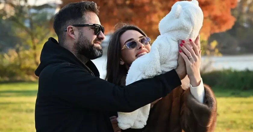 Iustina și Cornel de la Insula Iubirii celebrează prima lună de viață a fiicei lor, Ivana Nectaria, cu fotografii adorabile
