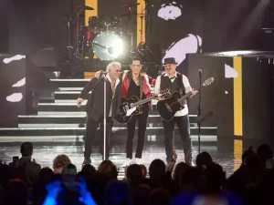 Ce s-a întâmplat în culisele concertelor lui Ștefan Bănică Jr de la Sala Palatului: „Am avut trei seri pline de emoție”