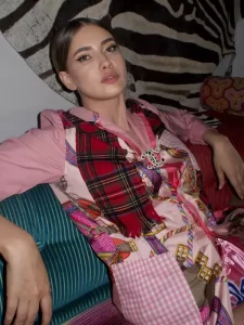 Iulia Albu despre cum gestionează criticile online: „Hate-ul poate fi benefic”