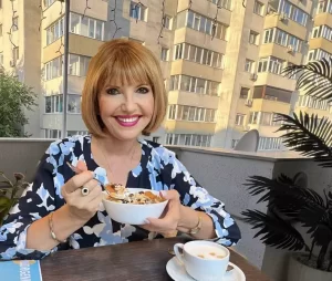 Marina Almășan o desemnează pe Mihaela Rădulescu drept „cea mai antipatică vedetă”: „Făcea glume despre dinozauri, uitând de unde s-a inspirat”