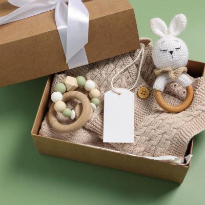 Set complet pentru botez: de ce merită să alegi o ținută gata pregătită