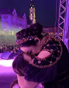 Andra, emoționată de gestul fiicei ei în fiecare seară: „Mami, noapte bună. Acum o să-mi spun rugăciunea…”