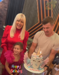 Elena Udrea, gest emoționant pentru fiica ei: Eva Maria a primit cadoul mult visat