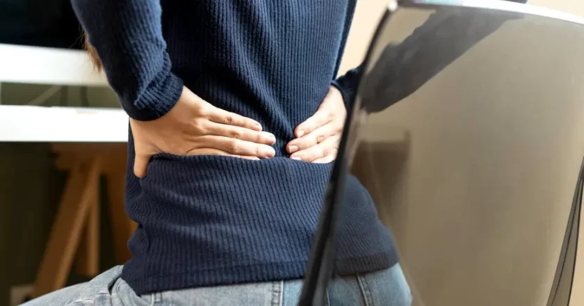Durerea de spate: indicii ascunse că nu e doar o problemă a coloanei vertebrale