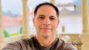 Dan Negru, experiență șocantă în Paris: jefuit în metrou