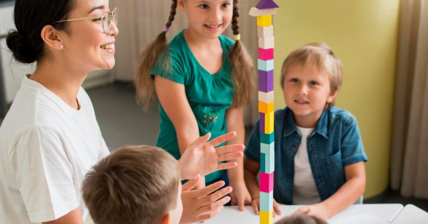 Specialiștii: primii ani din viață pot face diferența în dezvoltarea copilului