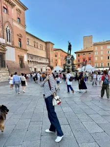 Andreea Marin a atras toate privirile pe străzile din Bologna. Fanii au remarcat imediat transformarea vedetei