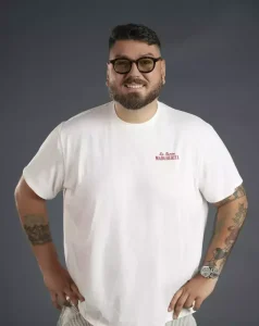 Micutzu marchează 20 de ani de stand-up comedy: „Am curaj să spun ce gândesc”