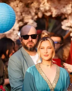 Lora a rupt tăcerea după zvonurile despre divorț. De ce a mers fără Ionuț Ghenu la nunta Andreei Bălan