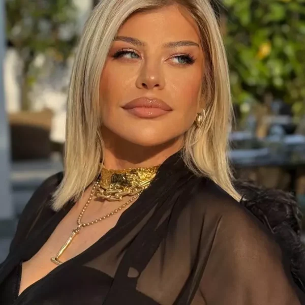 Câți ani are Loredana Groza?