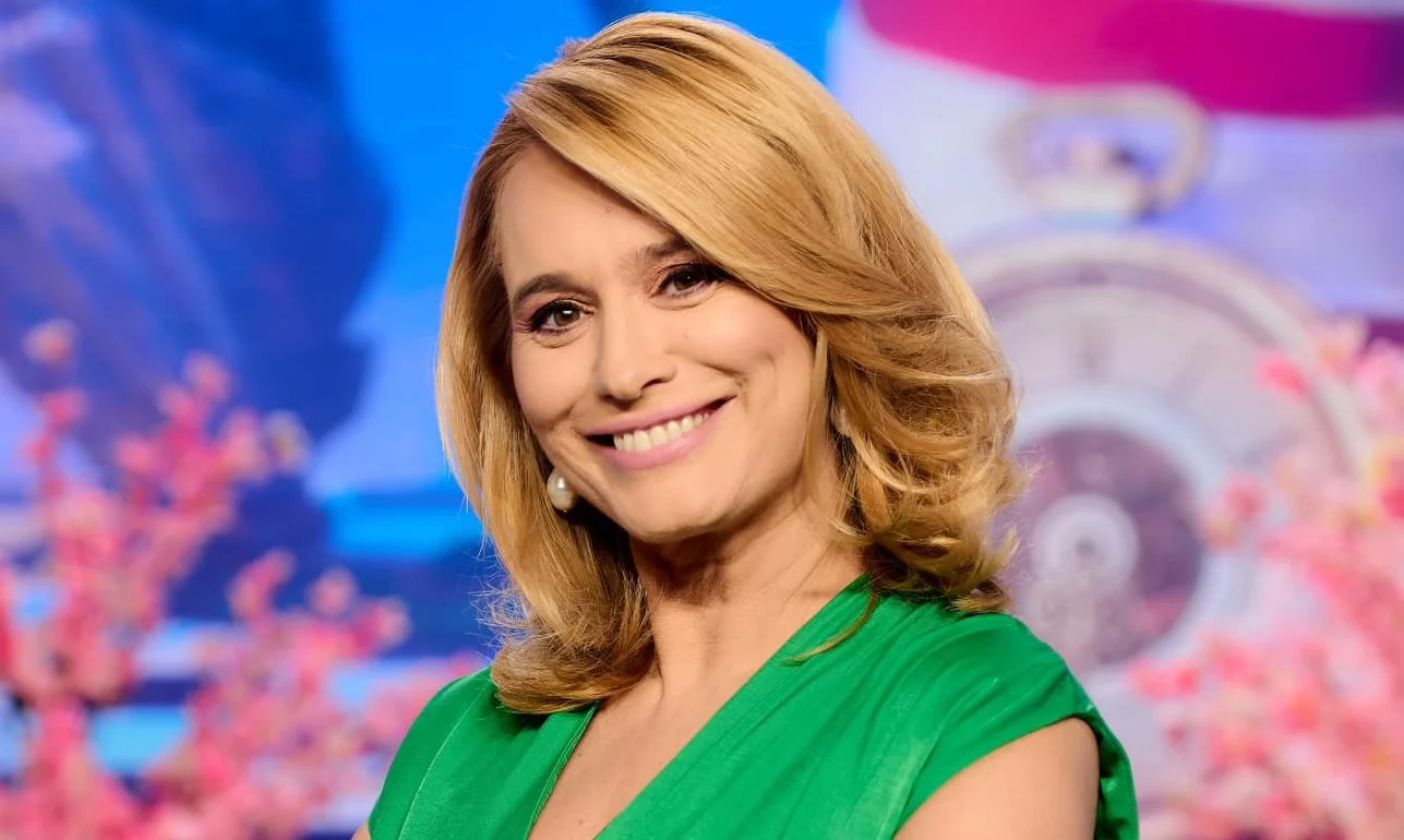 Câți ani are Andreea Esca?