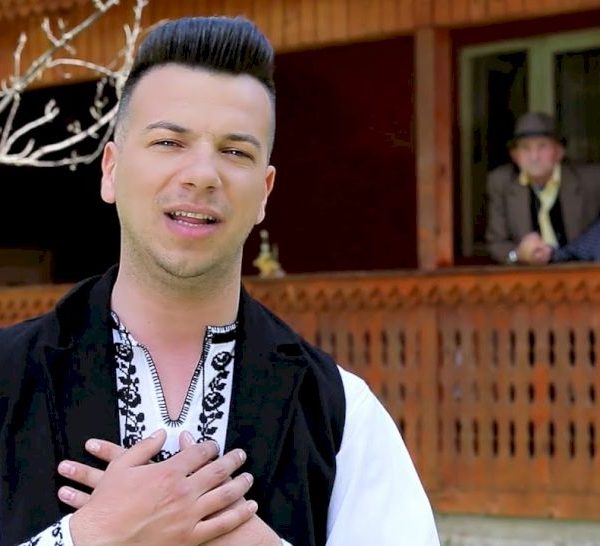 Câți ani are Alex de la Orăștie?