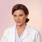 Câți ani are Adina Alberts?